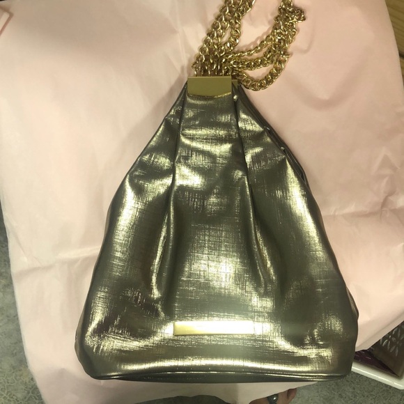 Purchased for an event , but never went. - Picture 3 of 4